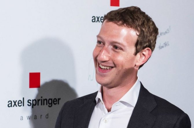 Марк Цукерберг, 32 года. Основатель Facebook Марк Цукерберг — самый богатый резидент рейтинга самых молодых миллиардеров по версии Forbes. Состояние 32-летнего предпринимателя оценивается в 56 млрд долларов. В общемировом рейтинге Forbes Цукерберг занимает пятое место.